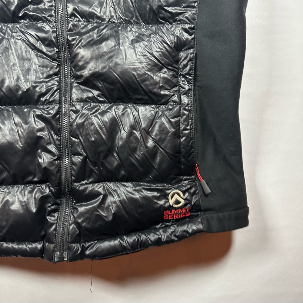 The North Face Shiny Black Puffer Vest - Picture 2 of 6